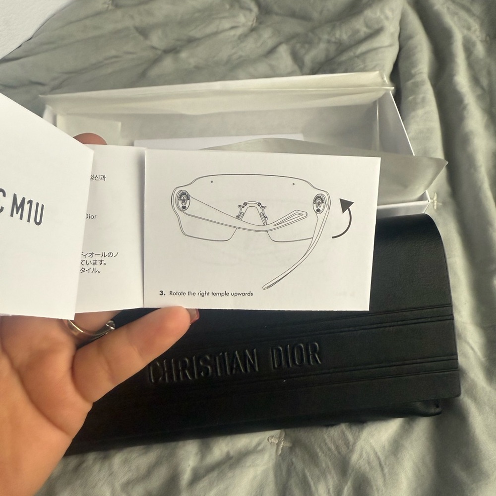 Dior Pink Visor Sunglasses - Picture 10 of 11